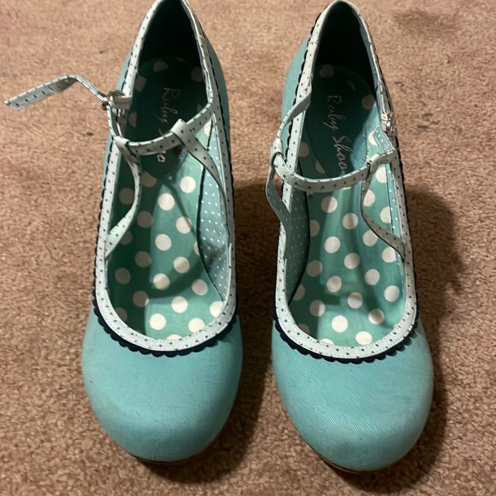 Ruby Shoes size 9